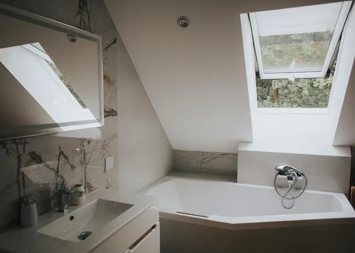 Pod Olbrzymami * Zachelmie (Jelenia Gora)